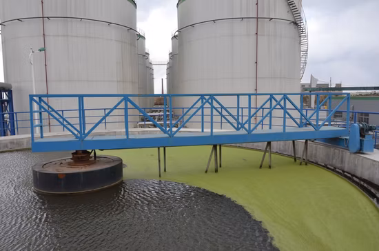 China Wastewater Peripheral Driving Center Drive Thickener Rotating Sludge Scraper Equipment