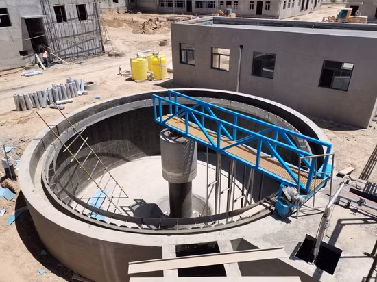 China Wastewater Peripheral Driving Center Drive Thickener Rotating Sludge Scraper Equipment